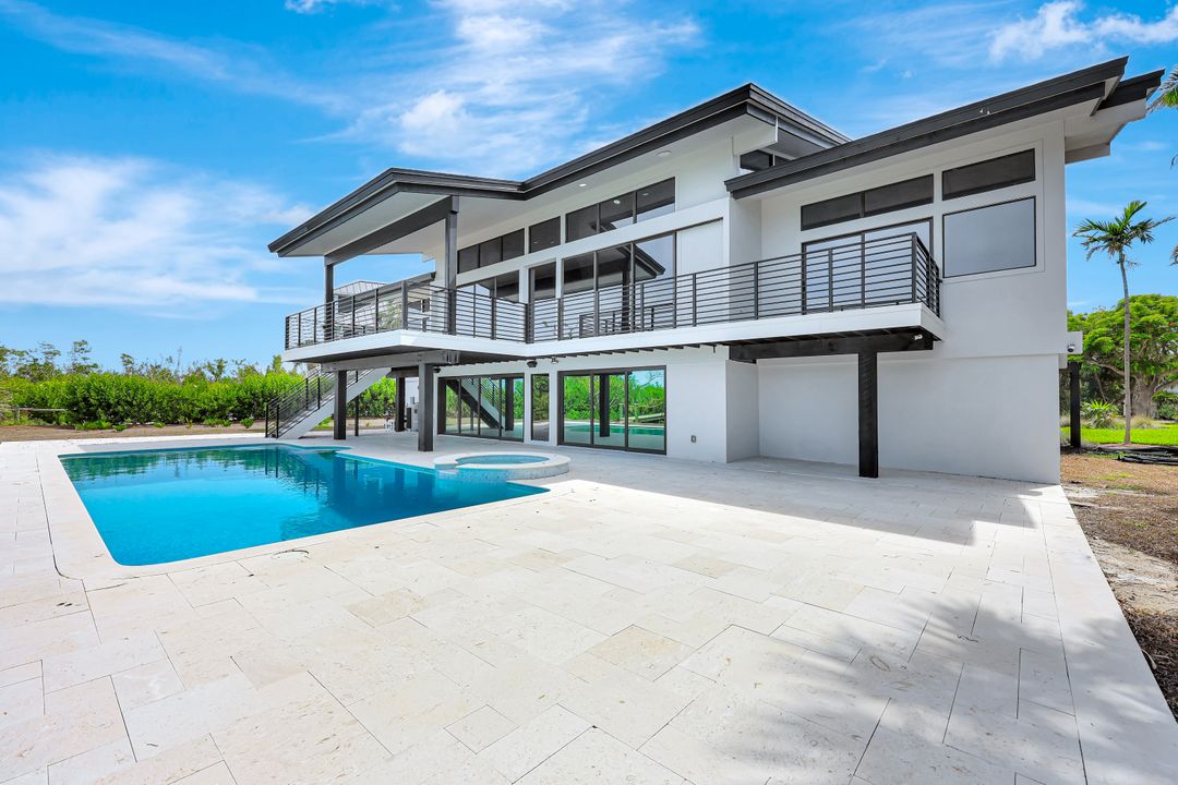 5435 Osprey Ct, Sanibel, FL 33957