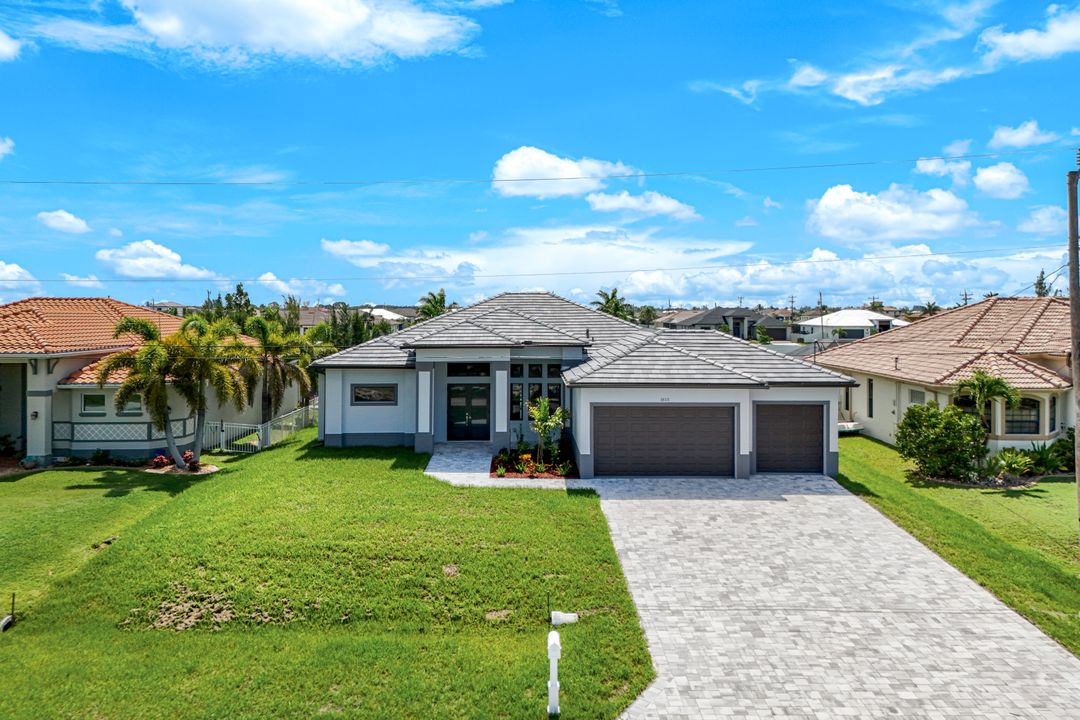 1613 NW 39th Ave, Cape Coral, FL 33993