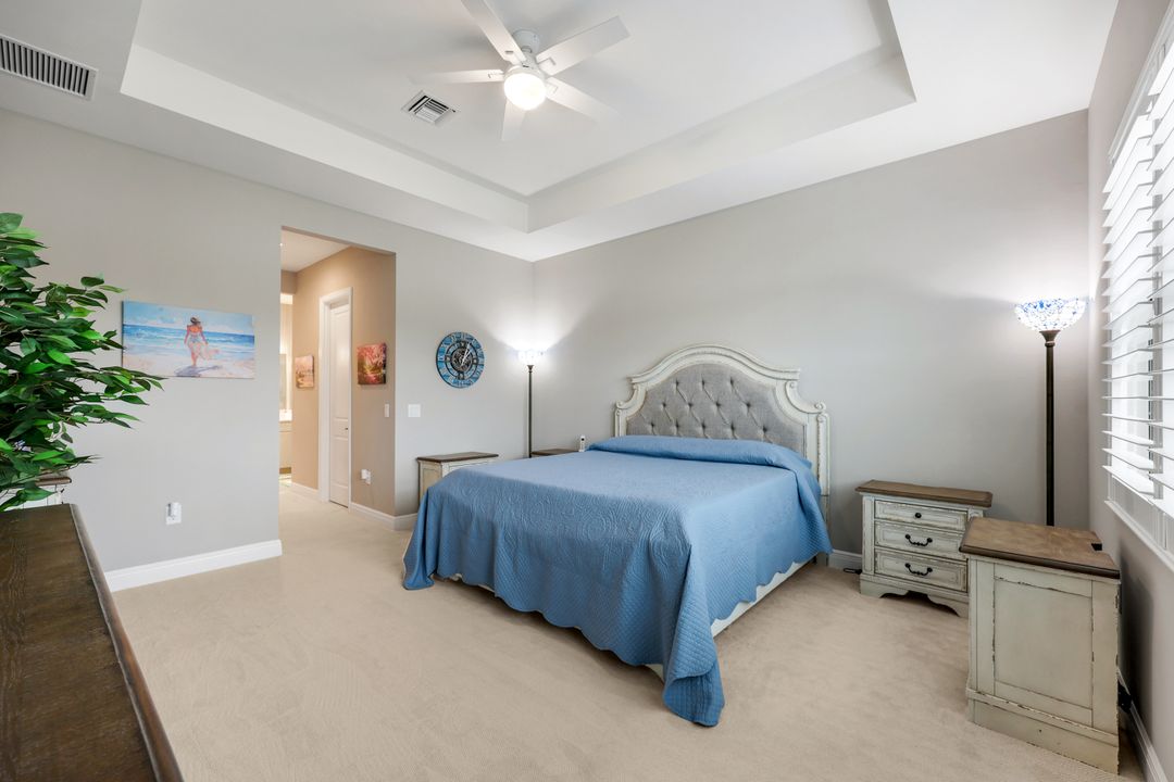 4065 Aquila Pl, Naples, FL 34120