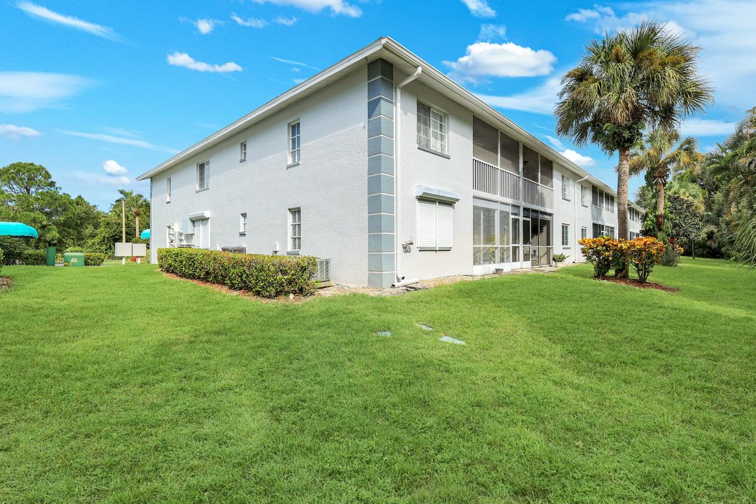 228 Belina Dr #606, Naples, FL 34104
