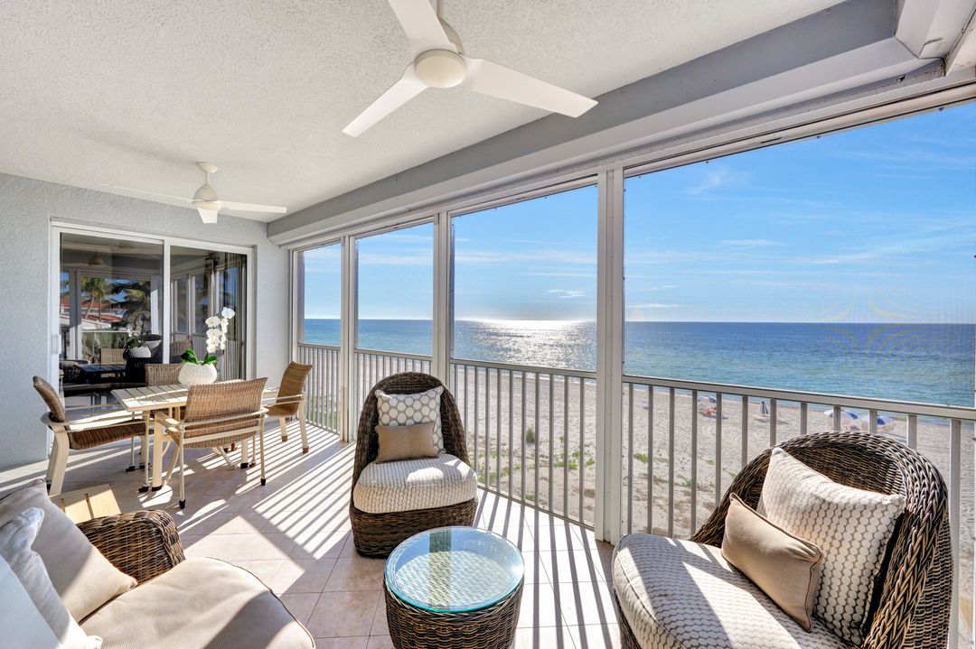 9811 Gulf Shore Dr #203, Naples, FL 34108