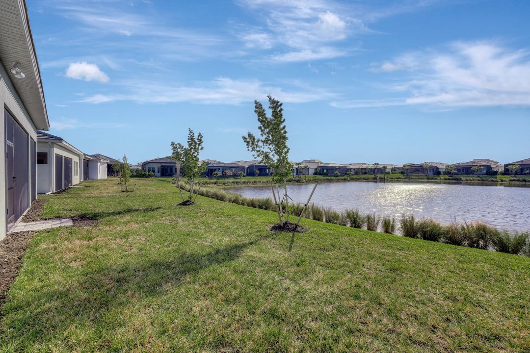 9109 Caicos Wy, Naples, FL 34114