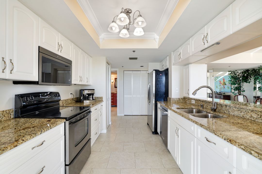 6361 Pelican Bay Blvd #201, Naples, FL 34108