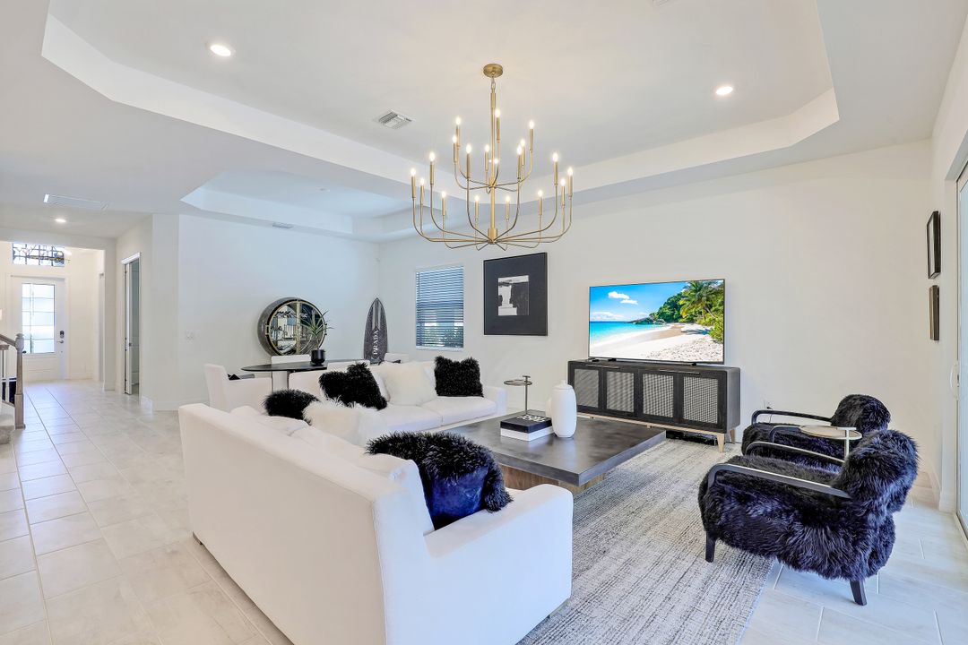 14187 Blue Bay Cir, Fort Myers, FL 33913