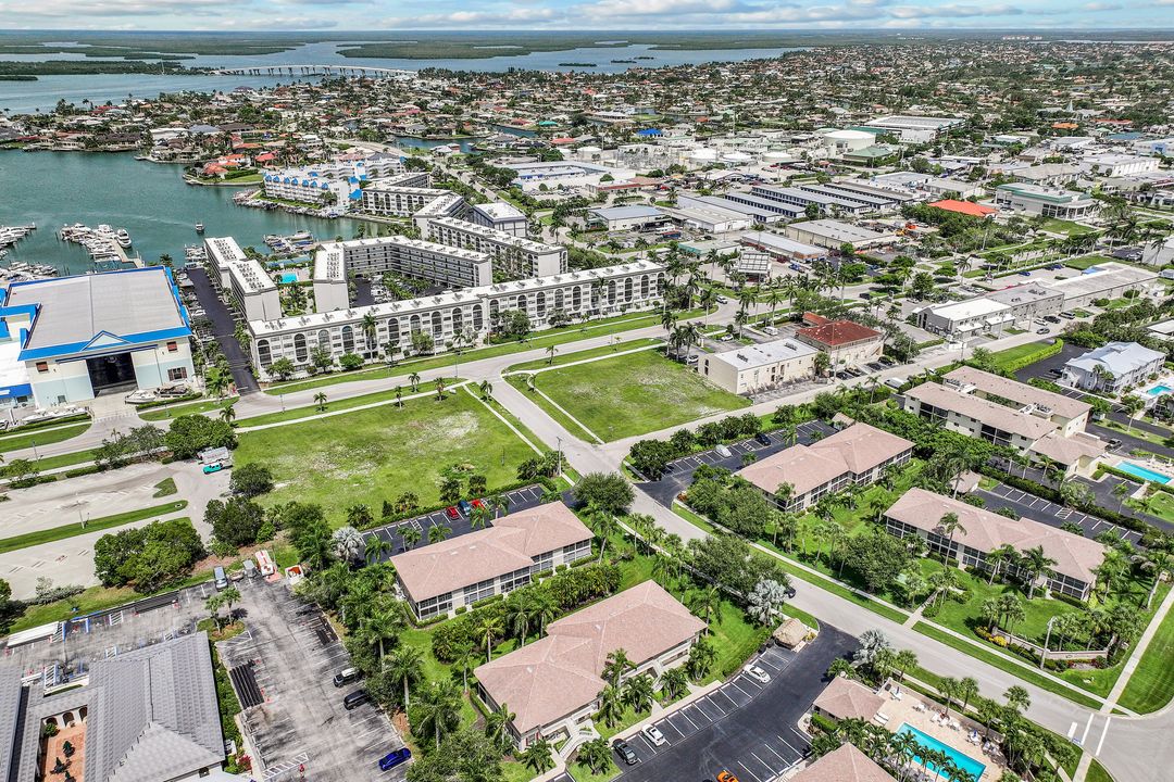 850 Elkhorn Ct #213, Marco Island, FL 34145