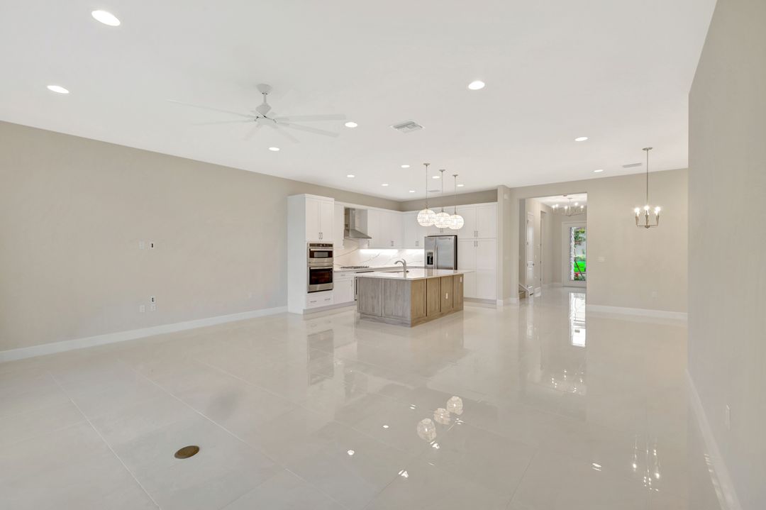 12667 Caballo Ct, Estero, FL 33928