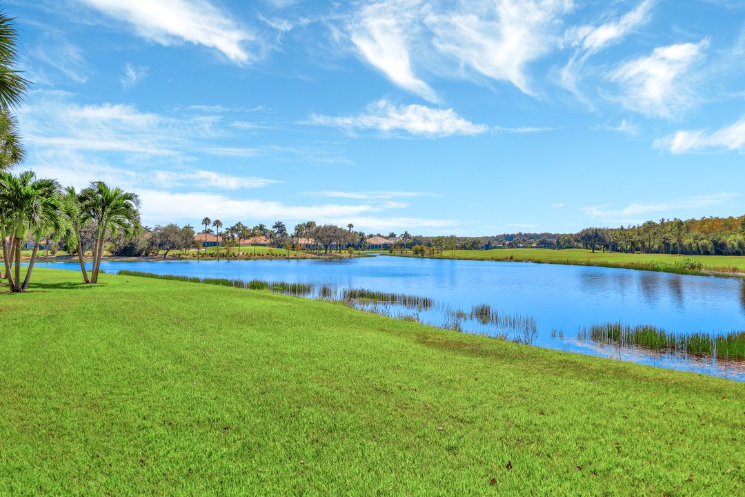 11982 Heather Woods Ct, Naples, FL 34120