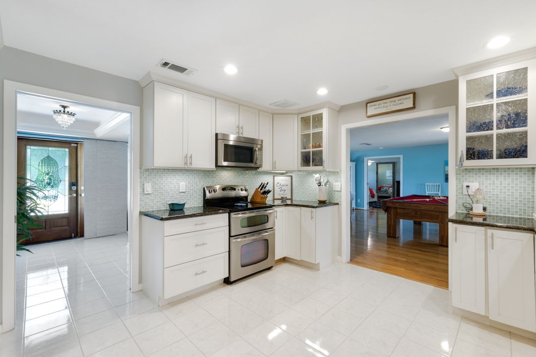 5237 Del Prado Blvd S, Cape Coral, FL 33904