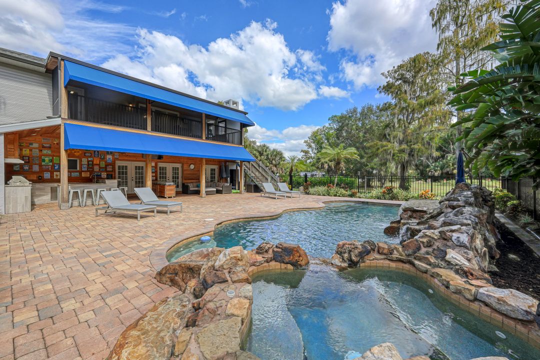 6036 Cedar Tree Ln, Naples, FL 34116