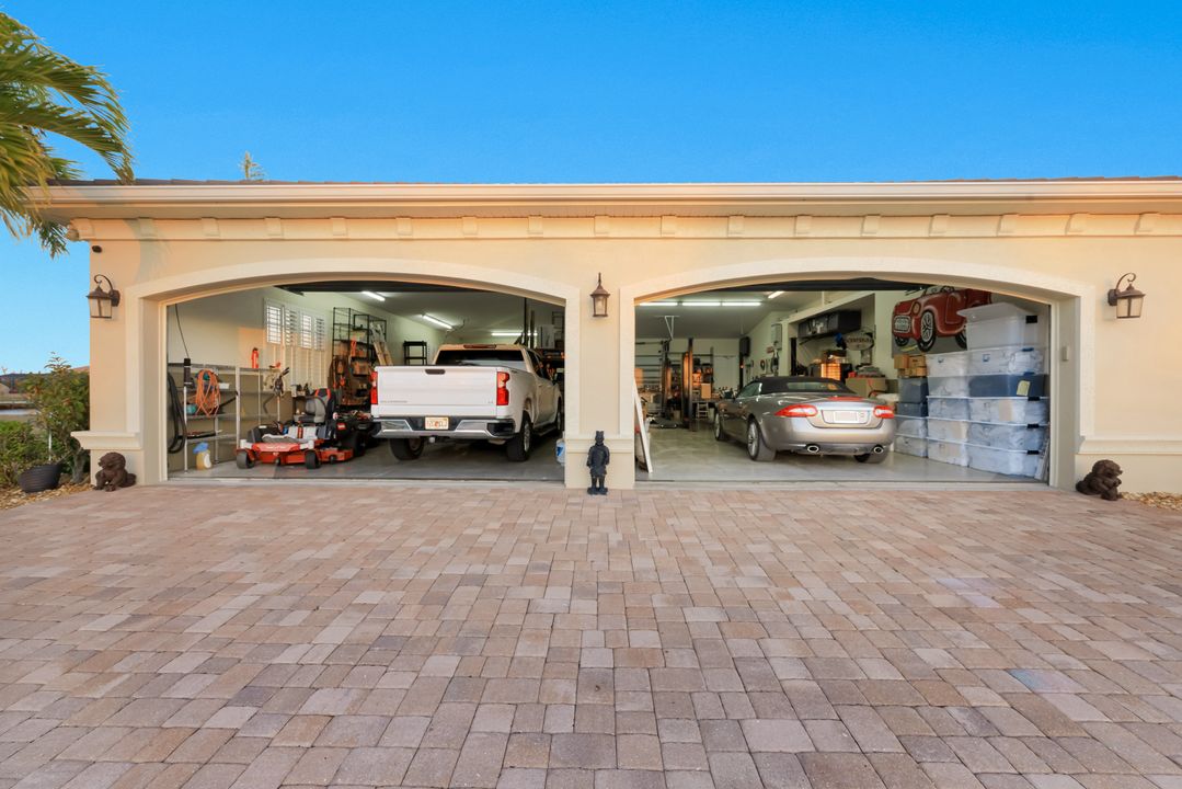 1503 NW 41st Pl, Cape Coral, FL 33993