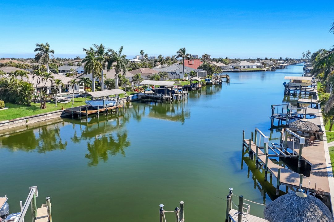 2014 Cape Coral Pkwy W, Cape Coral, FL 33914