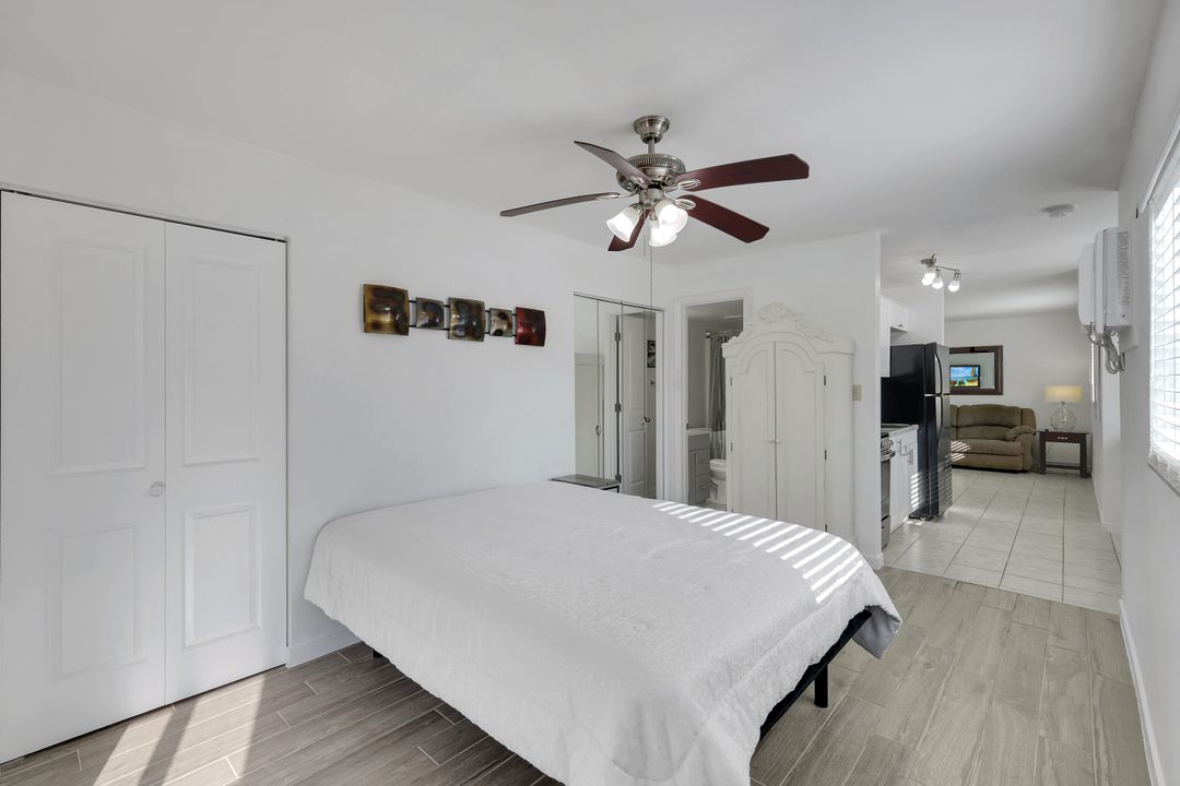 8148 Country Rd #101, Fort Myers, FL 33919