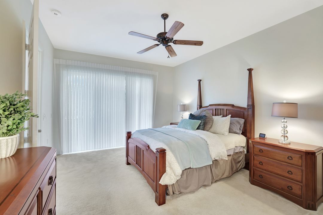 721 Regency Reserve Cir, Naples, FL 34119