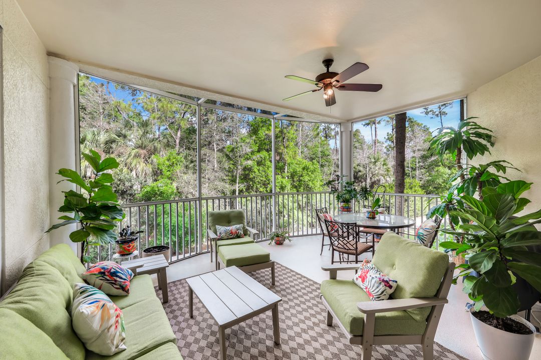 4843 Hampshire Ct #105, Naples, FL 34112