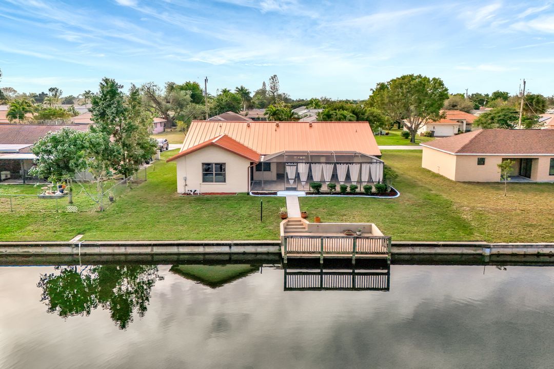 1705 SE 7th St, Cape Coral, FL 33990