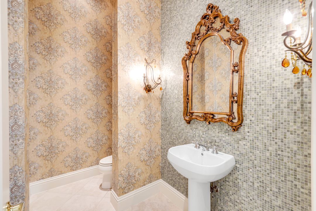 16834 Cabreo Dr, Naples, FL 34110