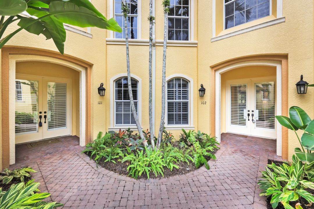 18530 Sandalwood Pointe #102, Fort Myers, FL 33908