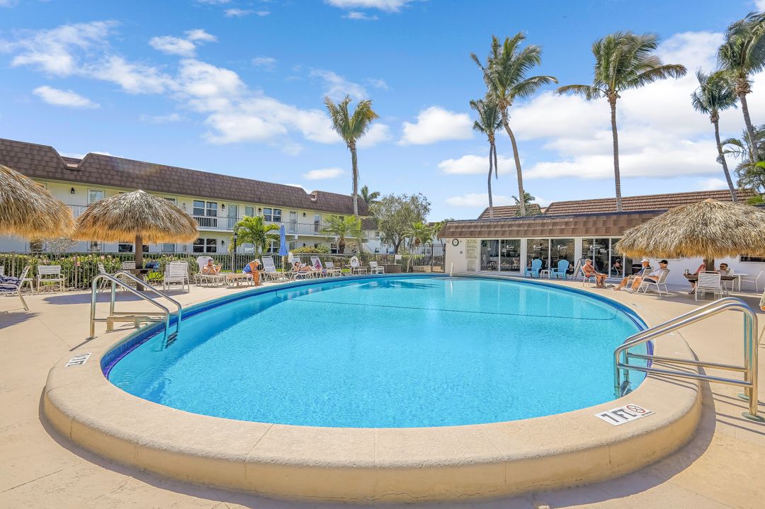 240 N Collier Blvd #E1, Marco Island, FL 34145