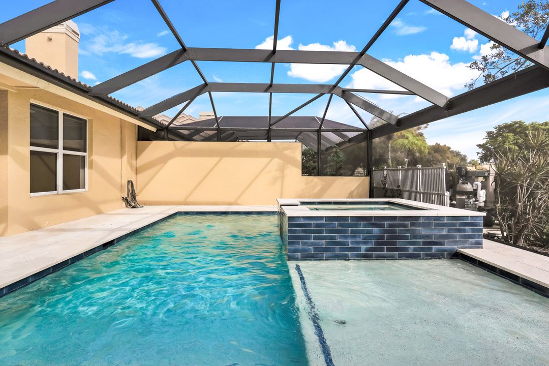 11612 Quail Village Way, Naples, FL 34119