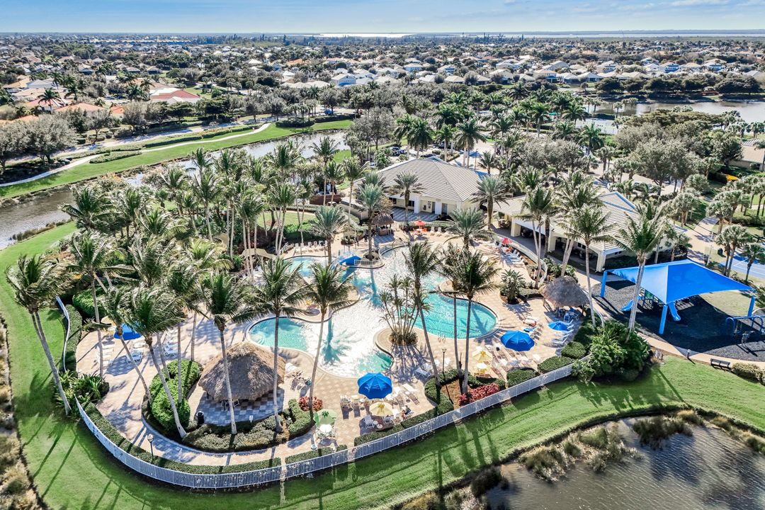 2655 Vareo Ct, Cape Coral, FL 33991