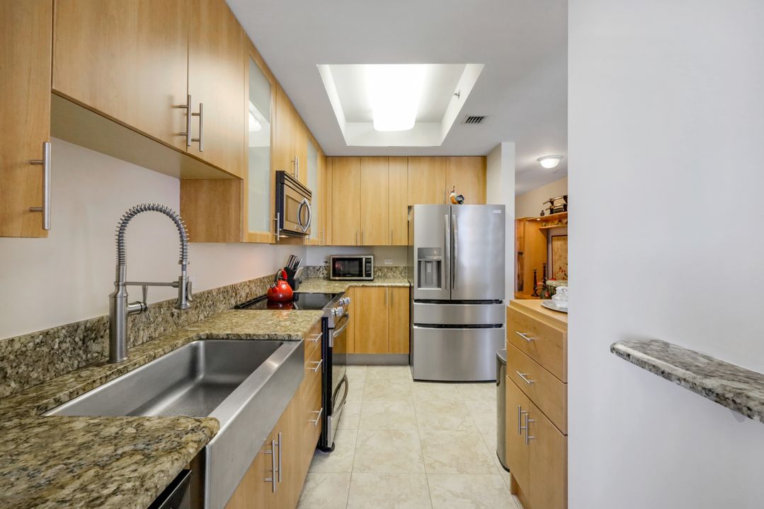 2631 NE 14th Ave #200, Wilton Manors, FL 33334