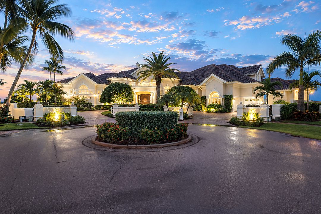 490 Renard Ct, Marco Island, FL 34145