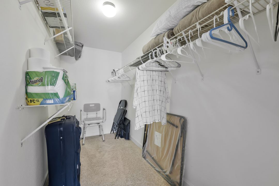 1635 Windy Pines Dr #5, Naples, FL 34112