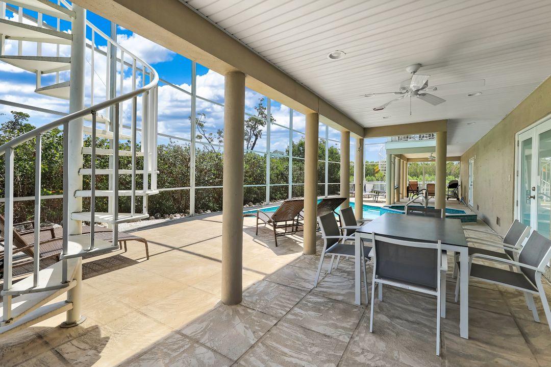 21500-21504 Indian Bayou Dr, Fort Myers Beach, FL 33931