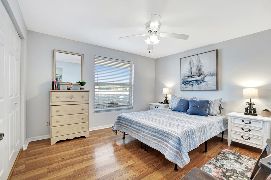 613 Windsor Sq #101, Naples, FL 34104