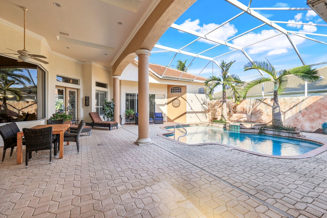 14581 Headwater Bay Ln, Fort Myers, FL 33908