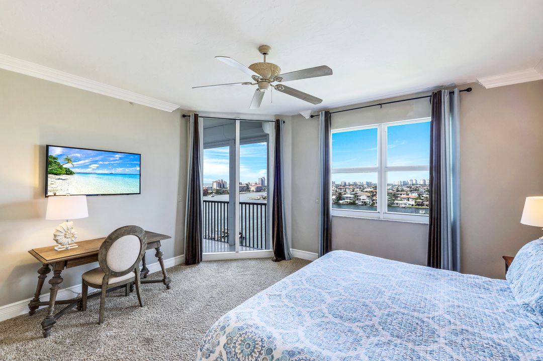 410 Flagship Dr #903, Naples, FL 34108