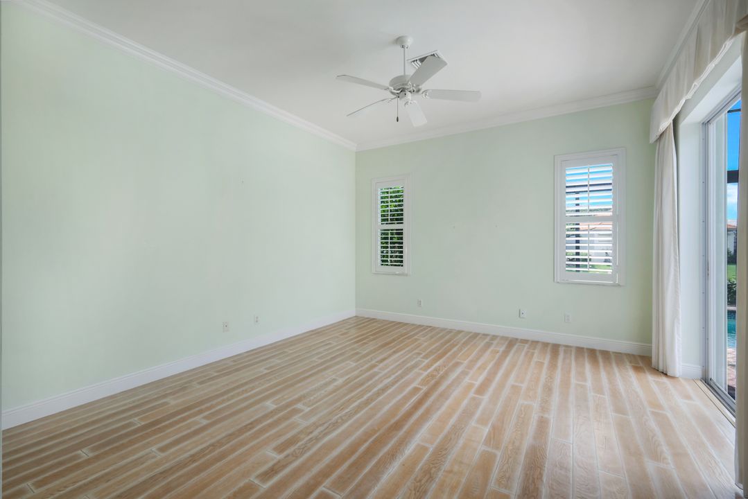 4970 Bollard Ct, Naples, FL 34112