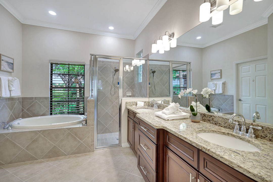 12693 Kentwood Ave, Fort Myers, FL 33913