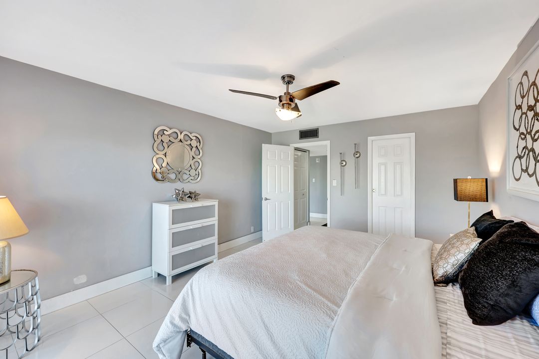 1 Bluebill Ave #503, Naples, FL 34108