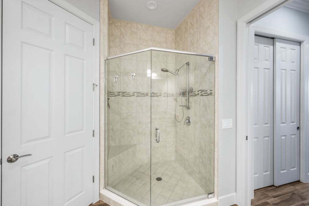 8839 Nautical Landing Cir #201, Naples, FL 34120