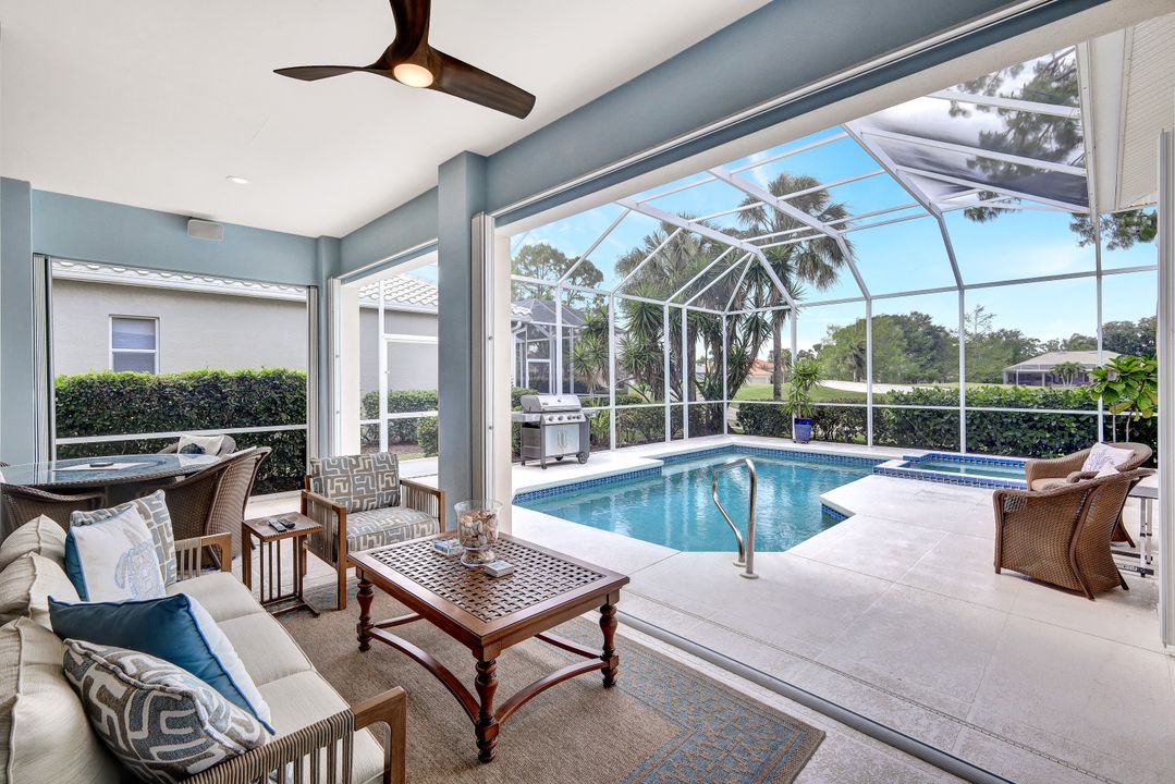 8727 Gleneagle Way, Naples, FL 34120