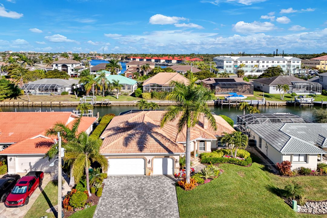 1174 Shenandoah Ct, Marco Island, FL 34145