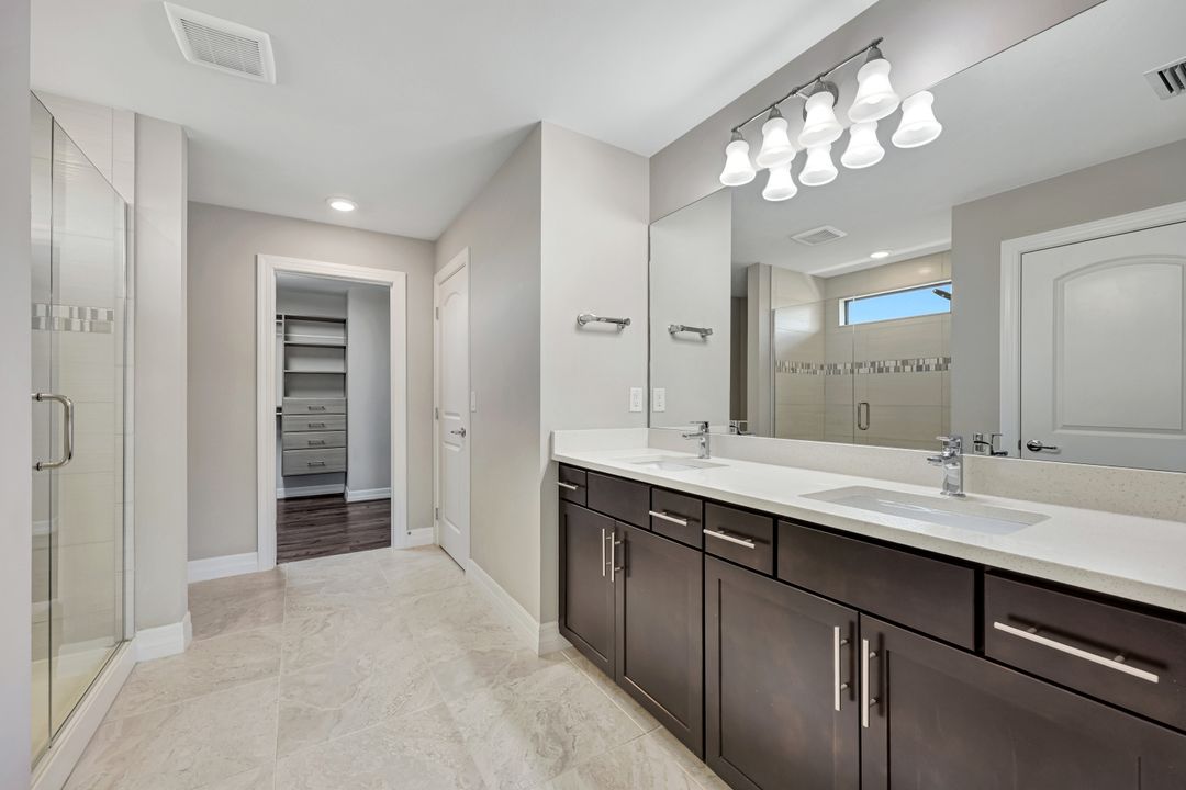 7265 Wilton Dr N, Naples, FL 34109