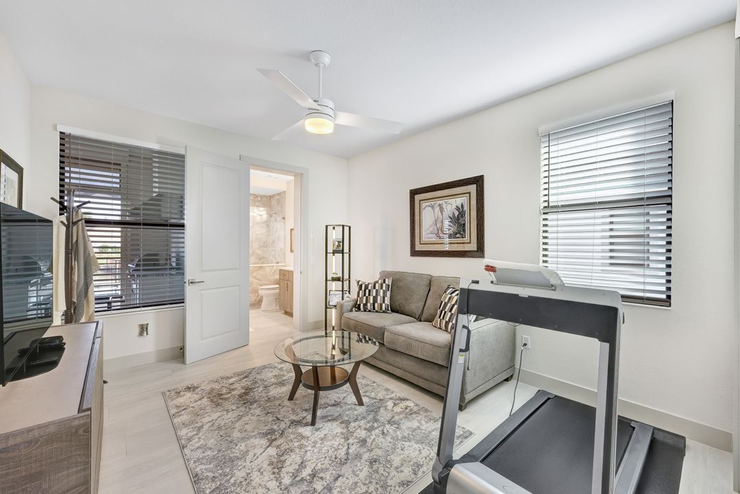 4713 SW 23rd Ave, Cape Coral, FL 33914
