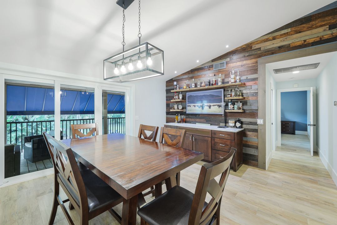 6036 Cedar Tree Ln, Naples, FL 34116