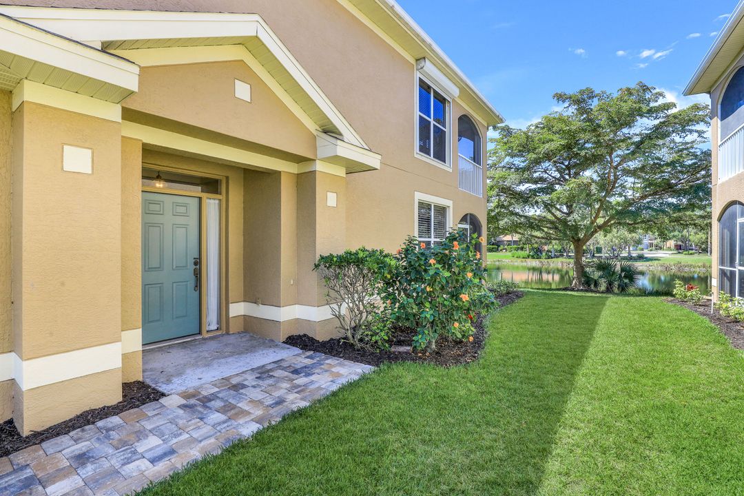 22974 Lone Oak Dr, Estero, FL 33928