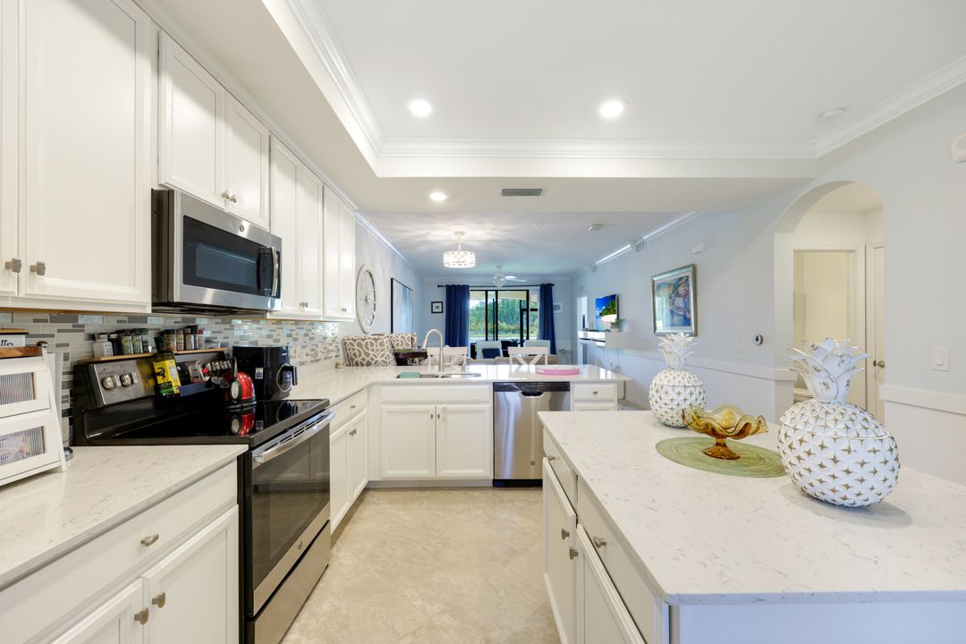 9578 Trevi Ct #5114, Naples, FL 34113