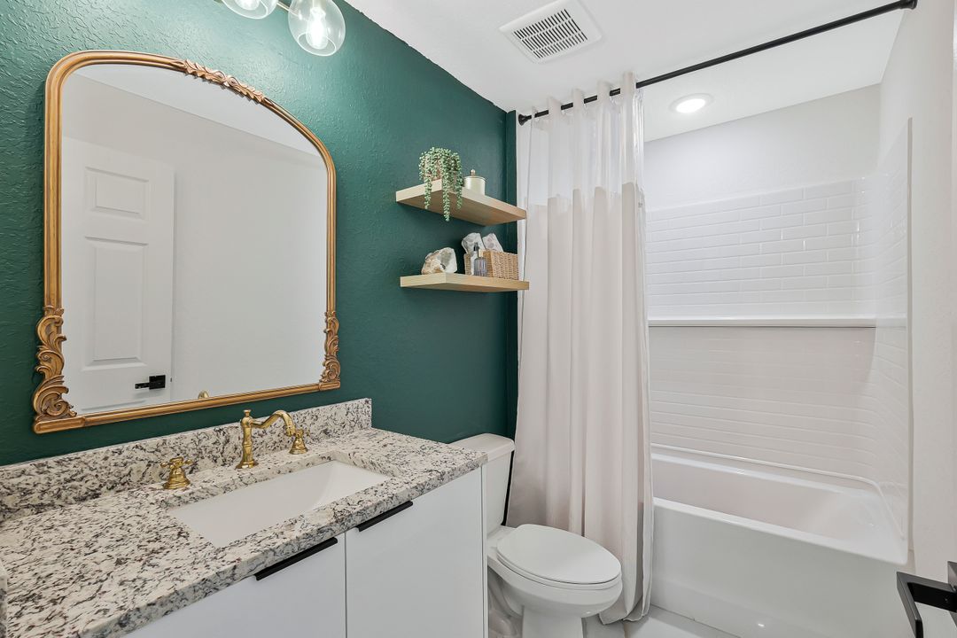 2003 NE 6th Ave, Cape Coral, FL 33909