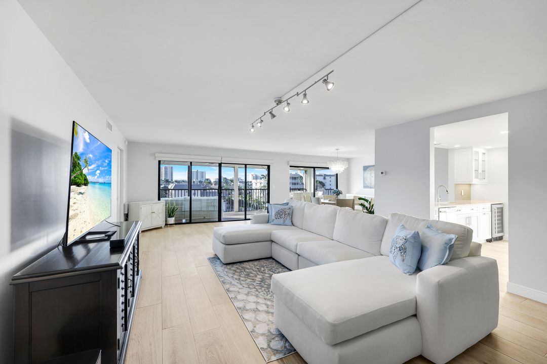 910 Panama Ct #402, Marco Island, FL 34145