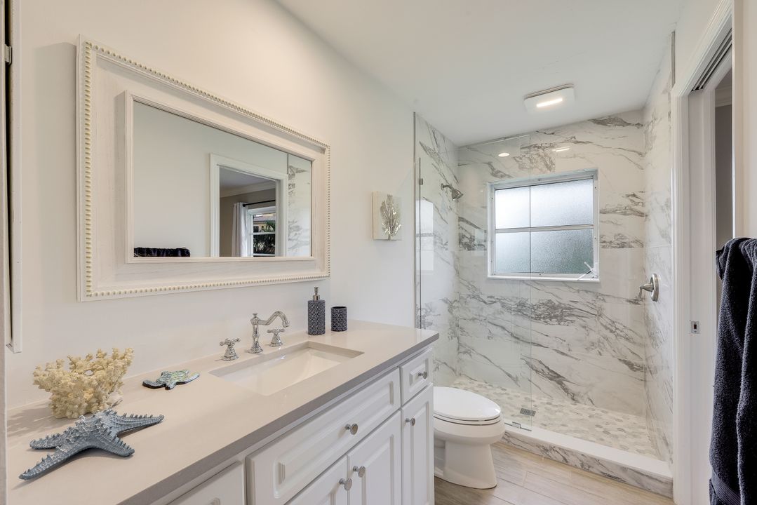 4913 SW 17th Pl, Cape Coral, FL 33914