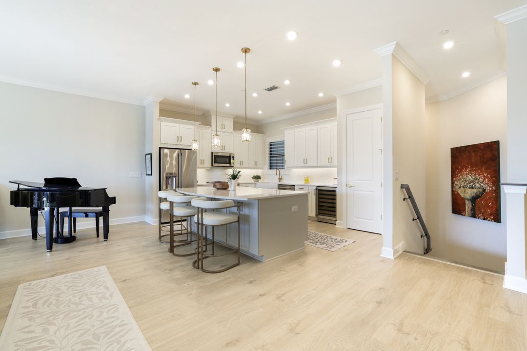 15336 Lucerna St #203, Naples, FL 34114