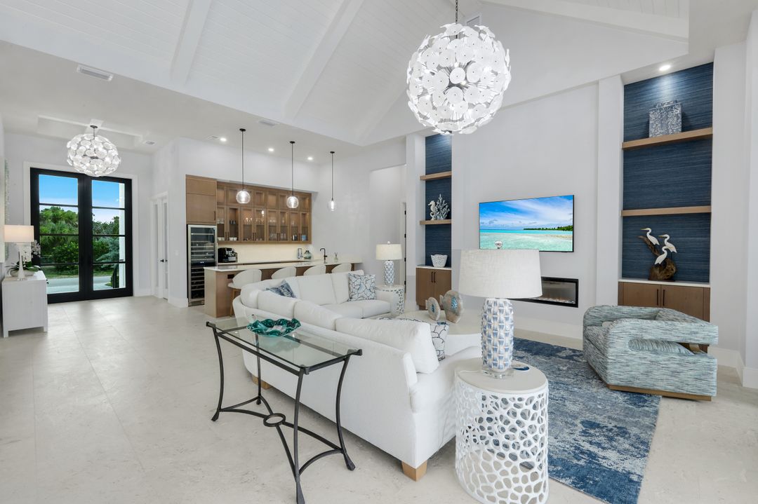 2319 Wulfert Rd, Sanibel, FL 33957
