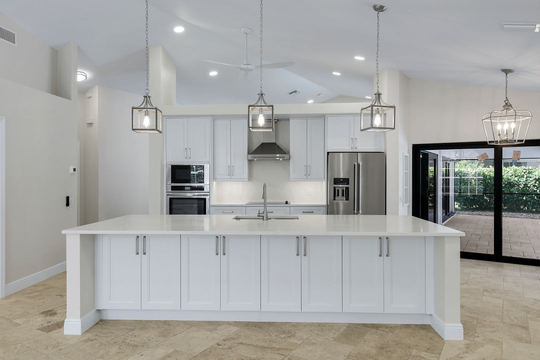 235 Silverado Dr, Naples, FL 34119