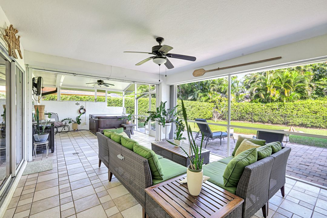 39 Mentor Dr, Naples, FL 34110