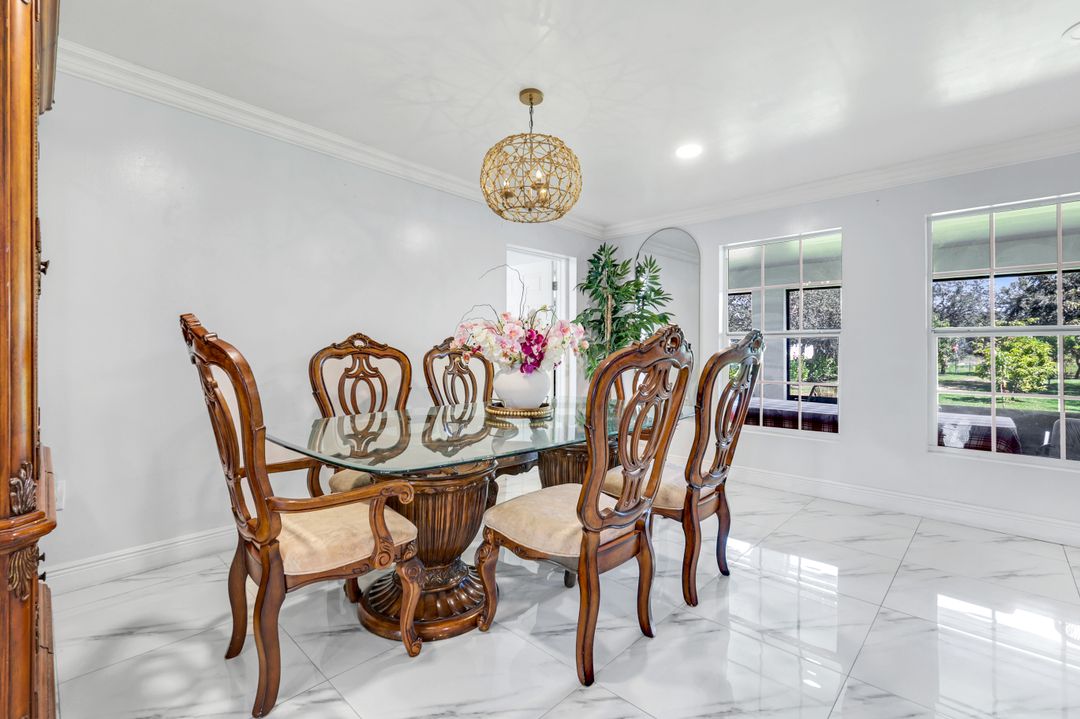 3421 24th Ave NE, Naples, FL 34120